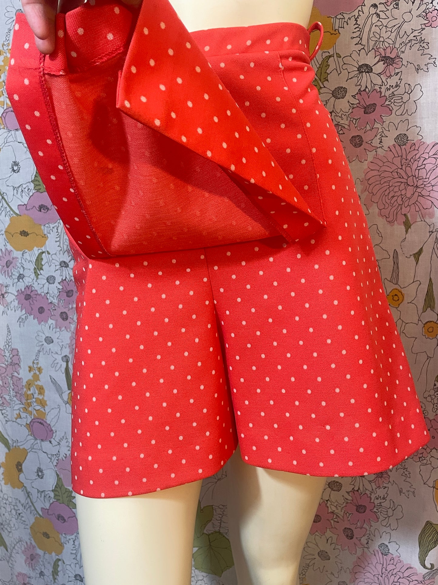 1970s Jantzen Red and White Polka Dot Skort