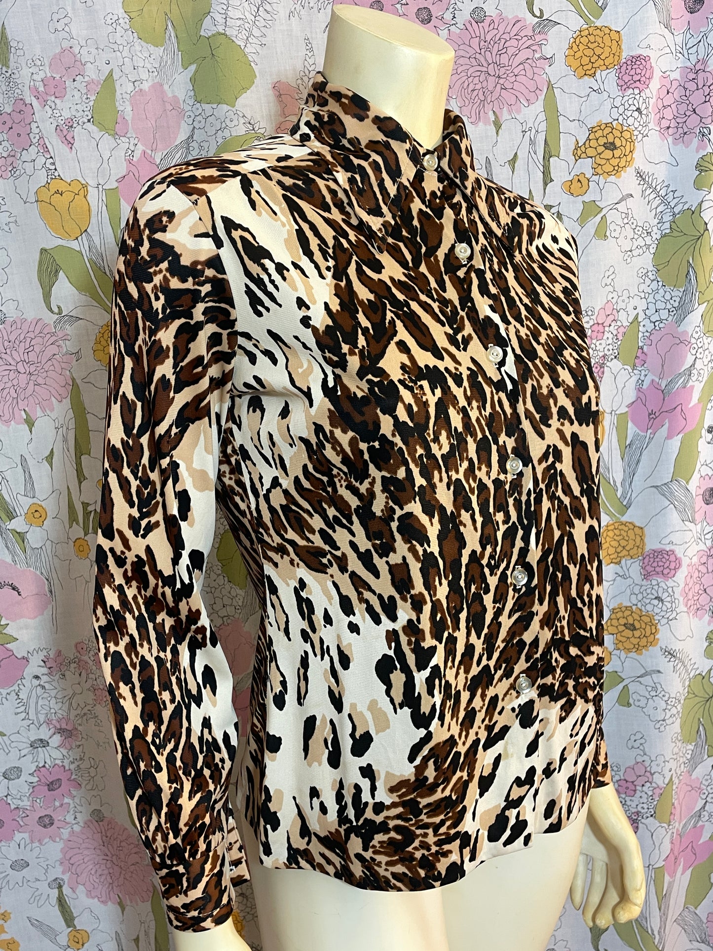 1970s Animal Print Button Up Blouse