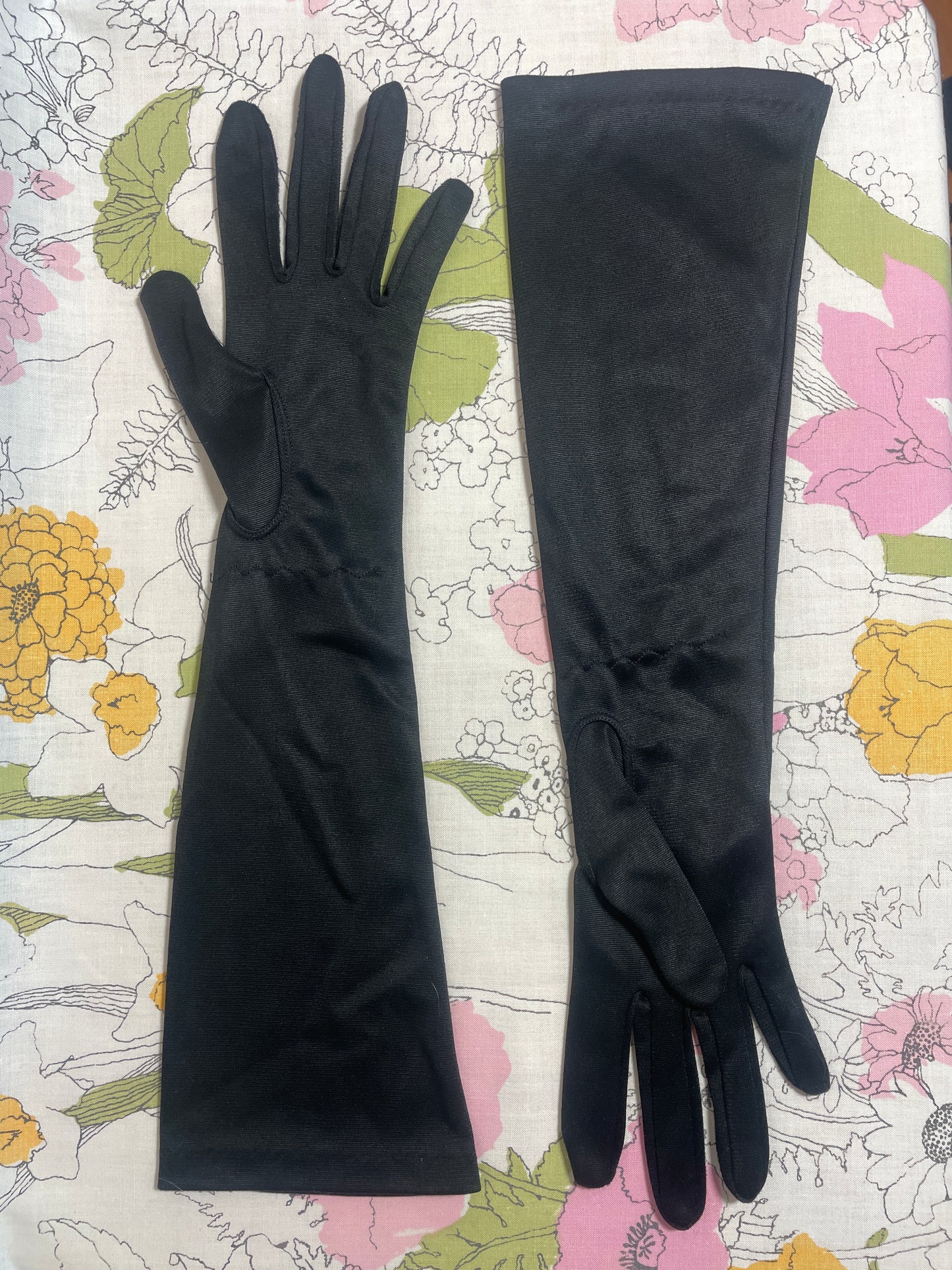 1980s Long Black Gloves