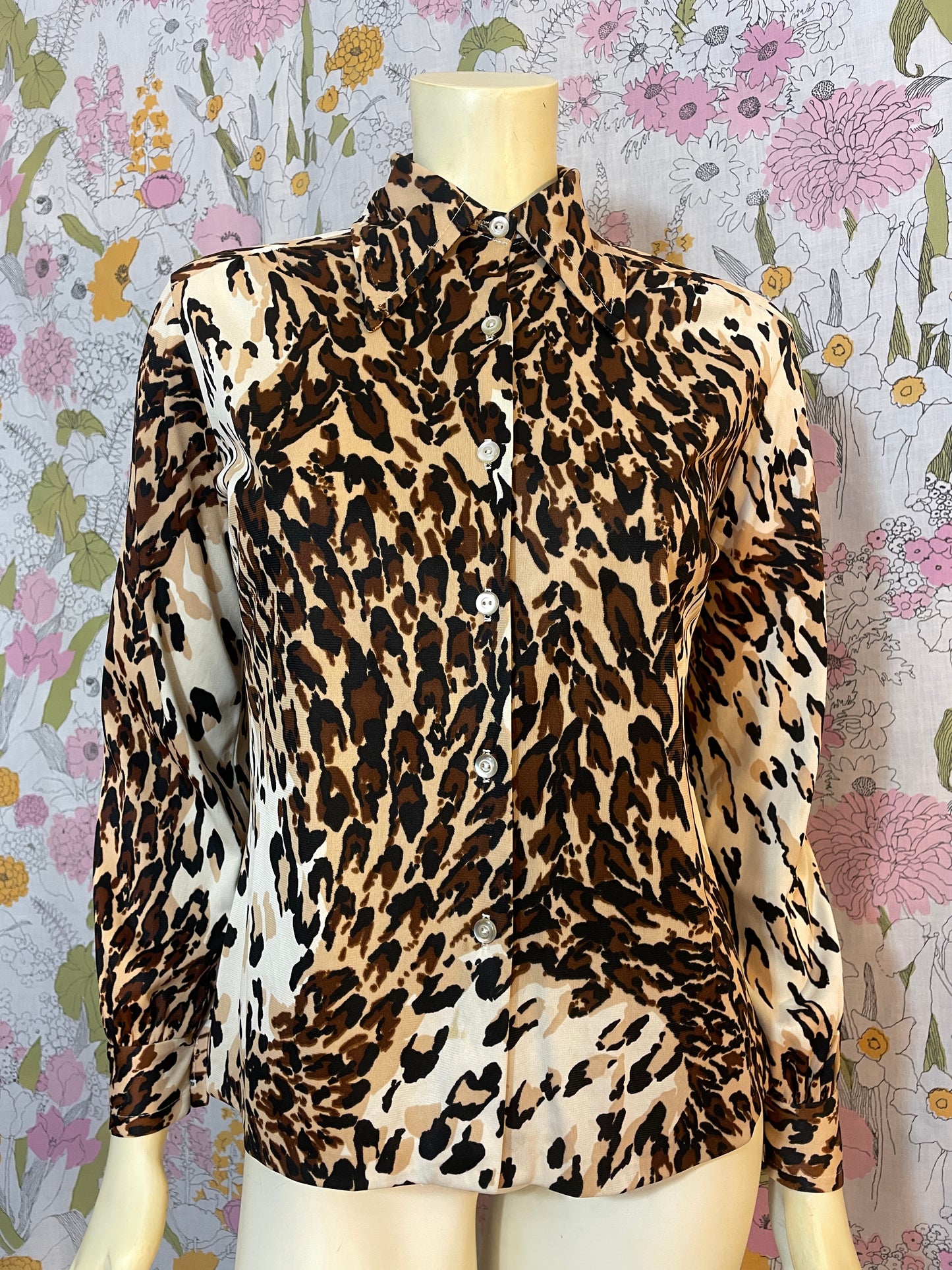 1970s Animal Print Button Up Blouse