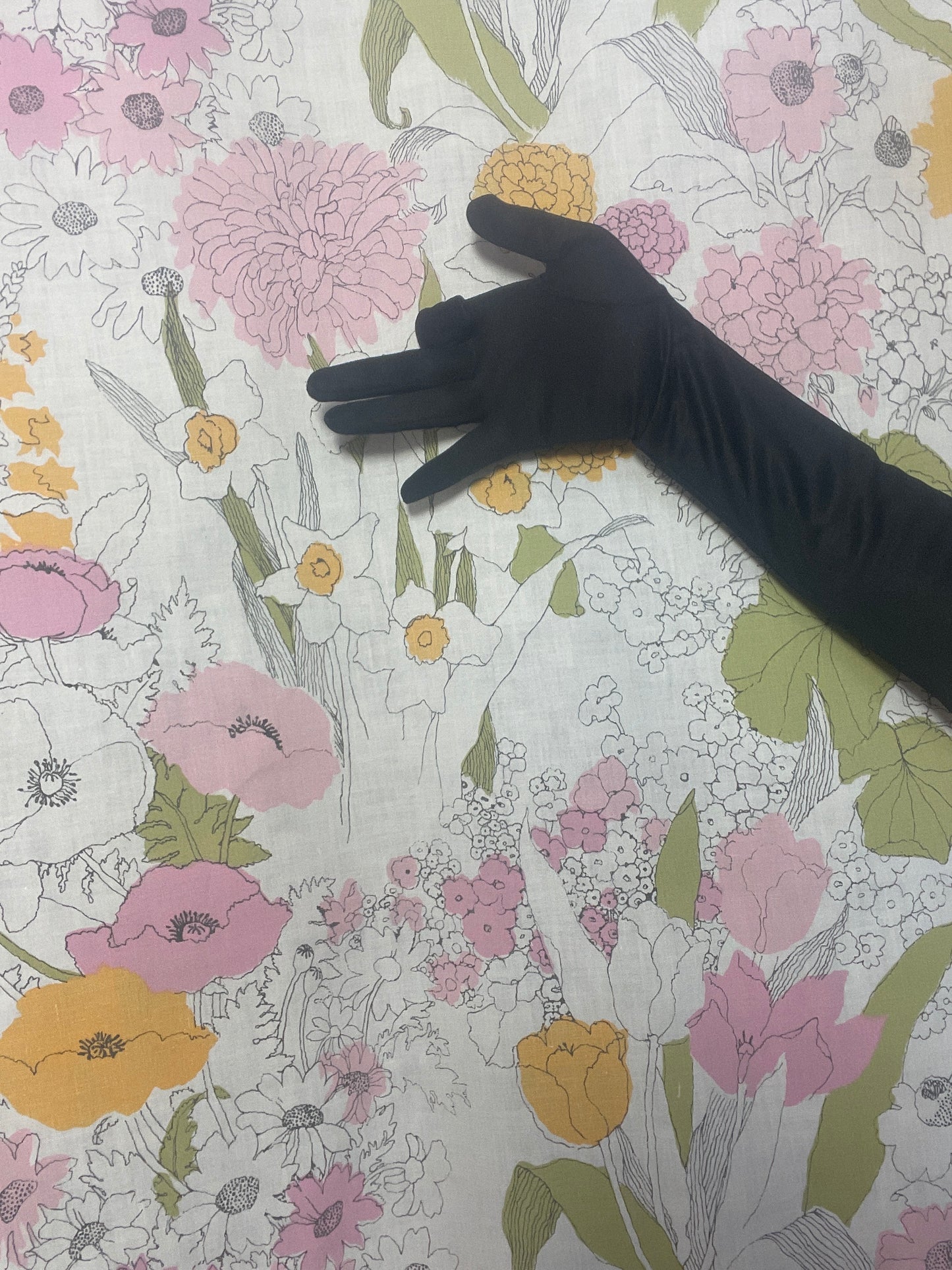 1980s Long Black Gloves