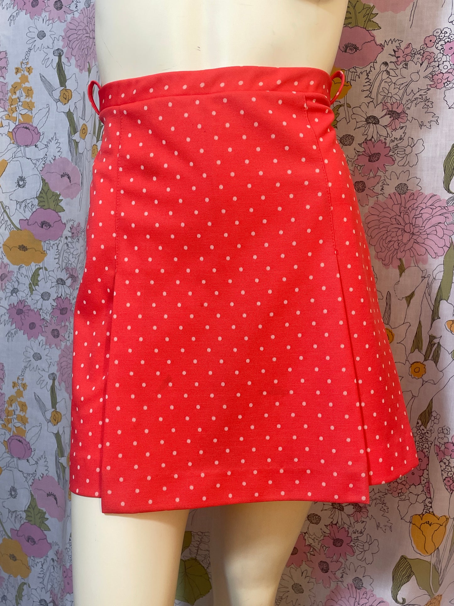 1970s Jantzen Red and White Polka Dot Skort