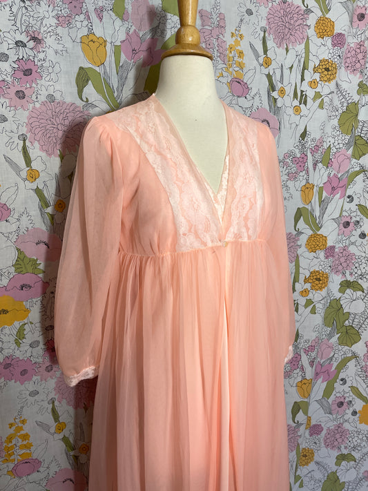 1970s Peachy Pink Robe and Nightgown Set