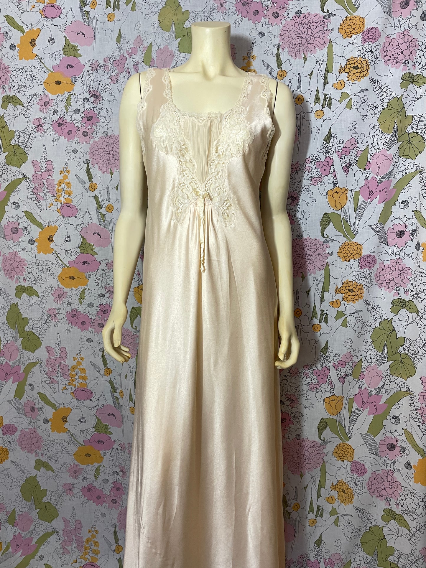 1980s Christian Dior Robe and Nightie Set