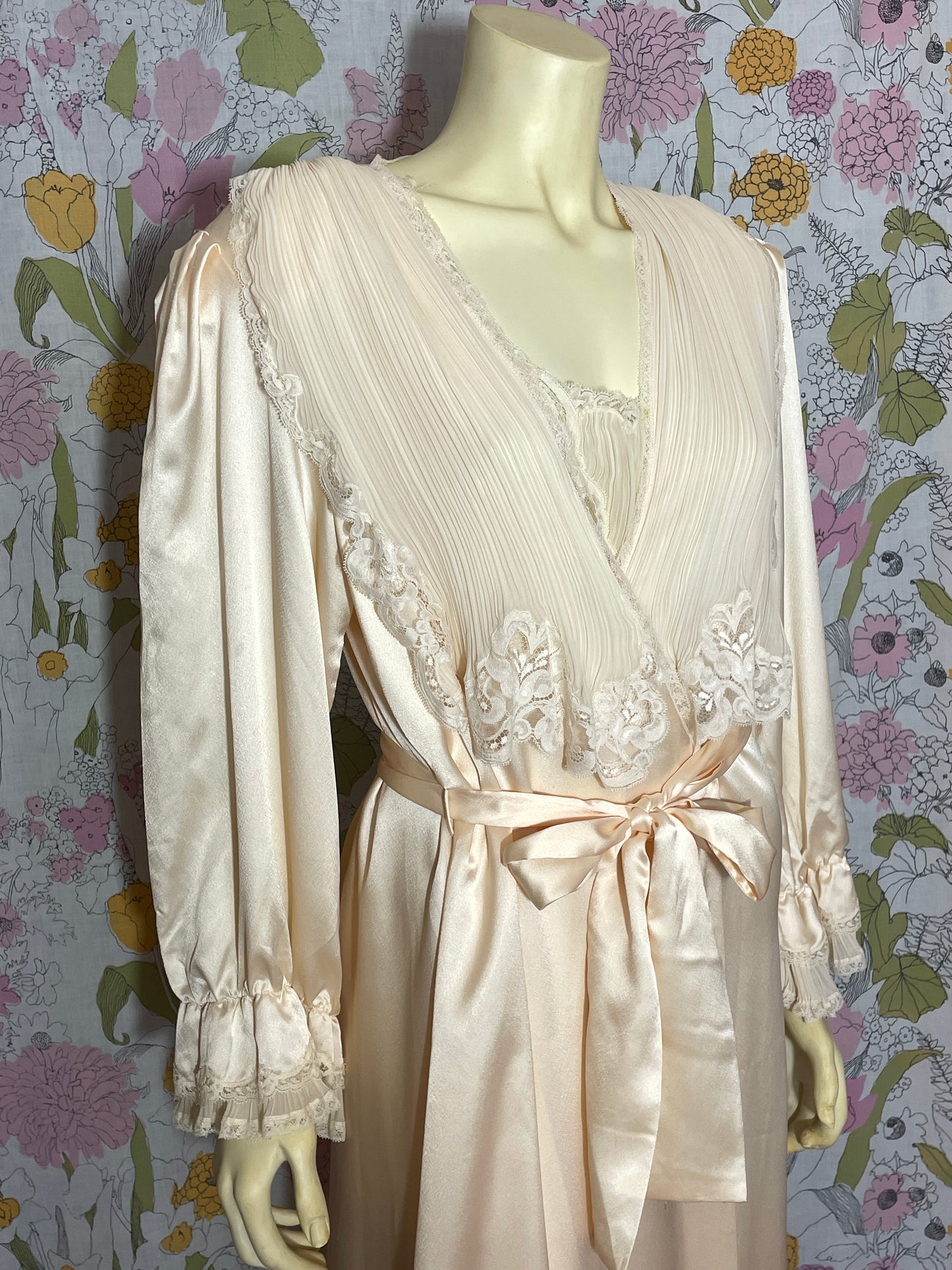 1980s Christian Dior Robe and Nightie Set